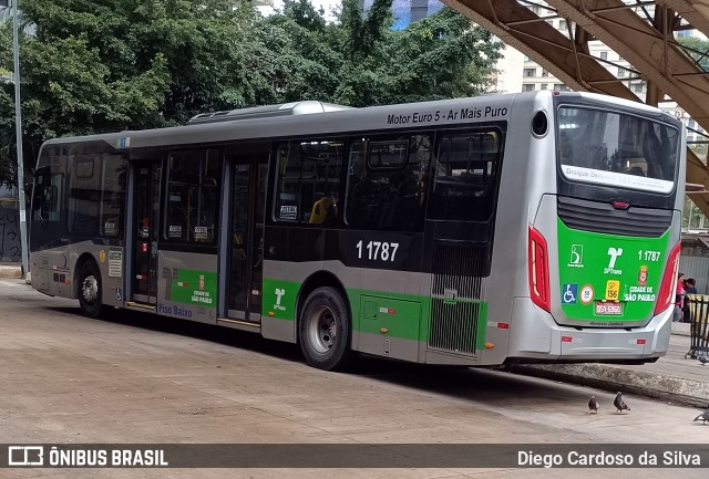 Viação Santa Brígida 1 1787 na cidade de São Paulo, São Paulo, Brasil, por Diego Cardoso da Silva. Número da foto: #12382788.