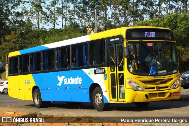 Viação Sudeste 8169 na cidade de Guarapari, Espírito Santo, Brasil, por Paulo Henrique Pereira Borges. Número da foto: #12385940.