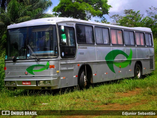 Ônibus Particulares 8957 na cidade de Paudalho, Pernambuco, Brasil, por Edjunior Sebastião. Número da foto: #12388540.