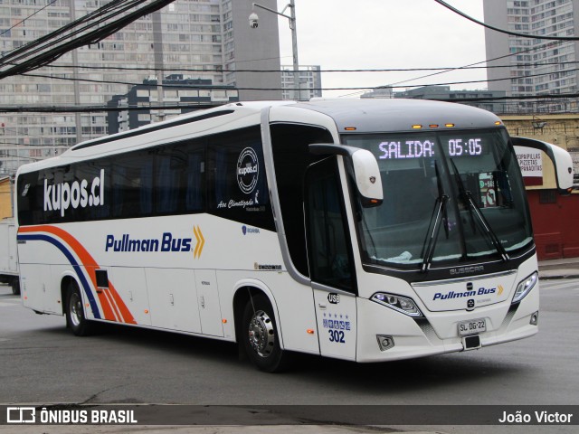 Pullman Bus 302 na cidade de Santiago, Santiago, Metropolitana de Santiago, Chile, por João Victor. Número da foto: #12388998.