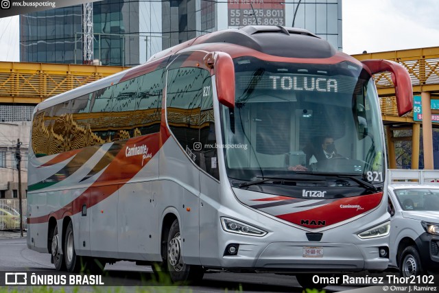 Caminante 821 na cidade de Miguel Hidalgo, Ciudad de México, México, por Omar Ramírez Thor2102. Número da foto: #12388167.