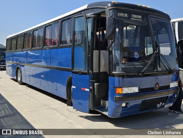Ônibus Particulares 1550 na cidade de Duque de Caxias, Rio de Janeiro, Brasil, por Cleiton Linhares. Número da foto: #12387039.