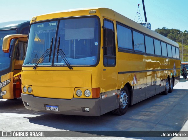 Associação de Preservação de Ônibus Clássicos 4D87 na cidade de Duque de Caxias, Rio de Janeiro, Brasil, por Jean Pierre. Número da foto: #12388992.