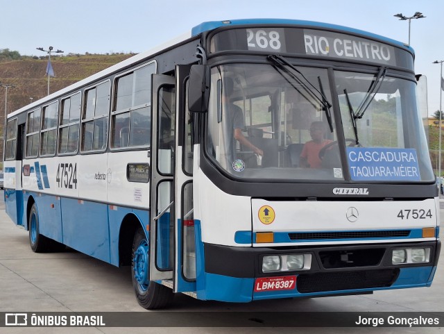 Ônibus Particulares 47524 na cidade de Duque de Caxias, Rio de Janeiro, Brasil, por Jorge Gonçalves. Número da foto: #12388175.