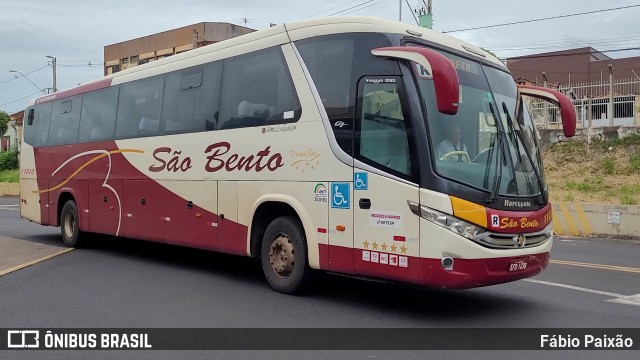 Viação São Bento Ribeirão Preto 11010 na cidade de Ribeirão Preto, São Paulo, Brasil, por Fábio Paixão. Número da foto: #12390088.