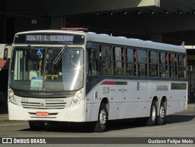 Borborema Imperial Transportes 352 na cidade de Recife, Pernambuco, Brasil, por Gustavo Felipe Melo. Número da foto: #12390211.