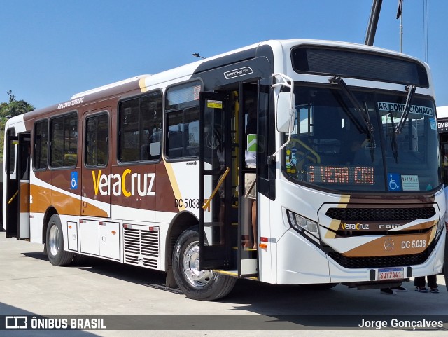 Auto Ônibus Vera Cruz DC 5.038 na cidade de Duque de Caxias, Rio de Janeiro, Brasil, por Jorge Gonçalves. Número da foto: #12392181.