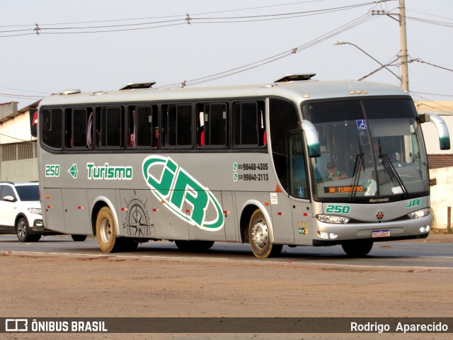 JR Turismo 250 na cidade de Conselheiro Lafaiete, Minas Gerais, Brasil, por Rodrigo  Aparecido. Número da foto: #12393623.