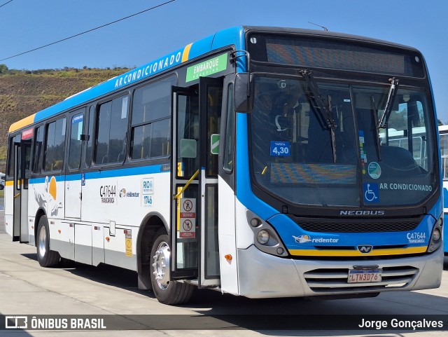 Viação Redentor C47644 na cidade de Duque de Caxias, Rio de Janeiro, Brasil, por Jorge Gonçalves. Número da foto: #12392171.