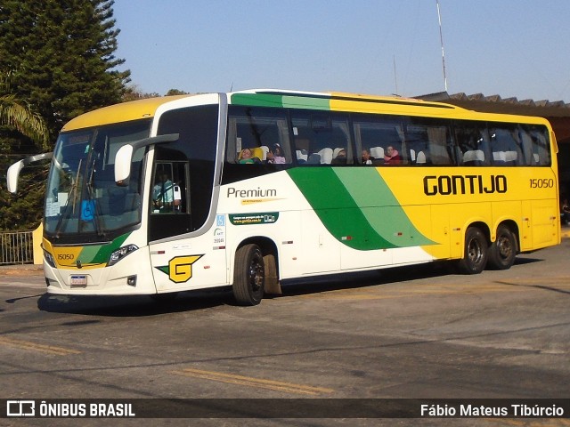 Empresa Gontijo de Transportes 15050 na cidade de Três Corações, Minas Gerais, Brasil, por Fábio Mateus Tibúrcio. Número da foto: #12392947.