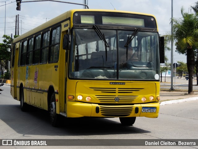 Ônibus Particulares 7402 na cidade de Jaboatão dos Guararapes, Pernambuco, Brasil, por Daniel Cleiton  Bezerra. Número da foto: #12392024.